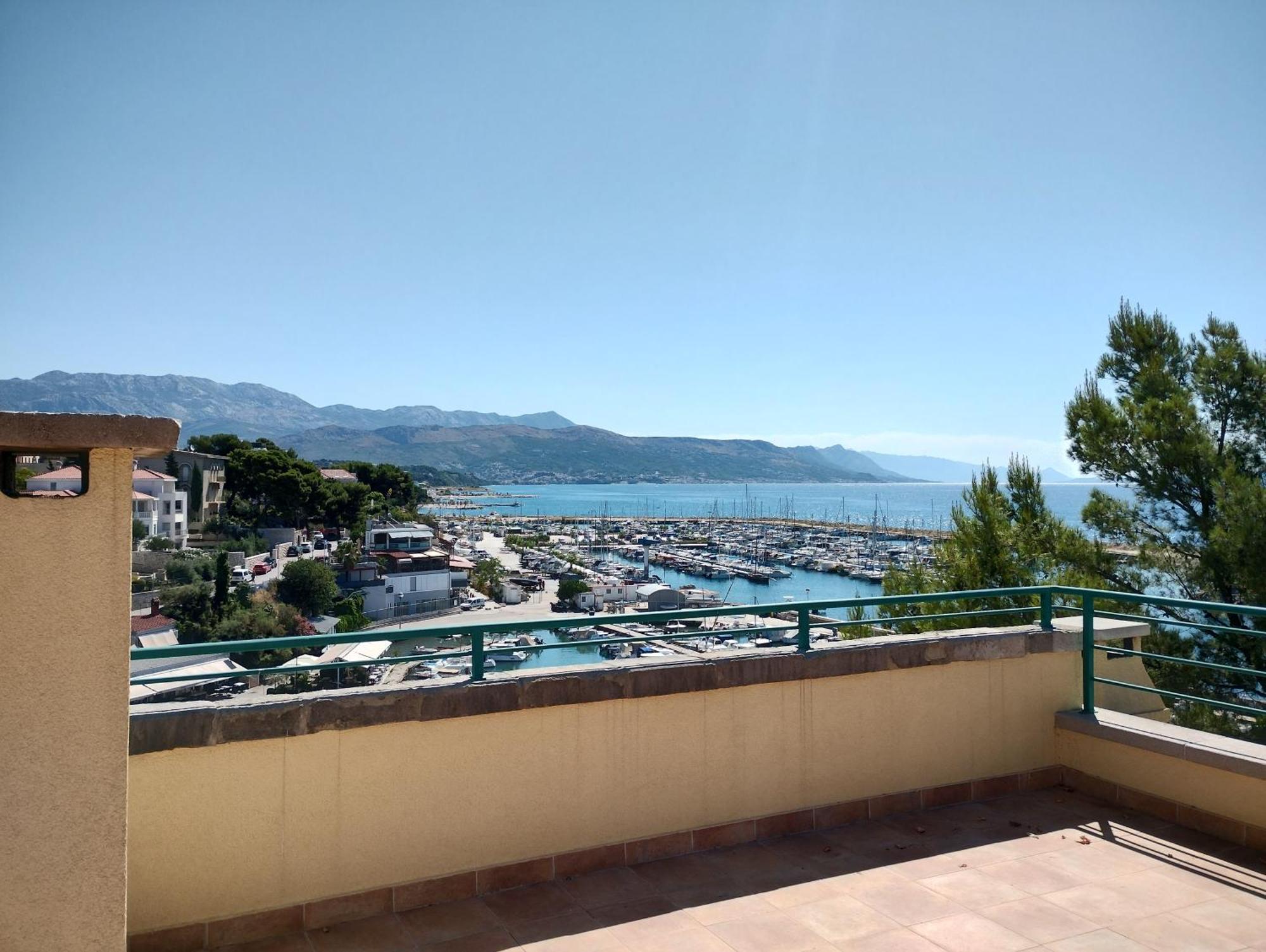 Old Captain'S Apartments - In A Pine Wood By The Sea And Tennis Courts Split Rom bilde