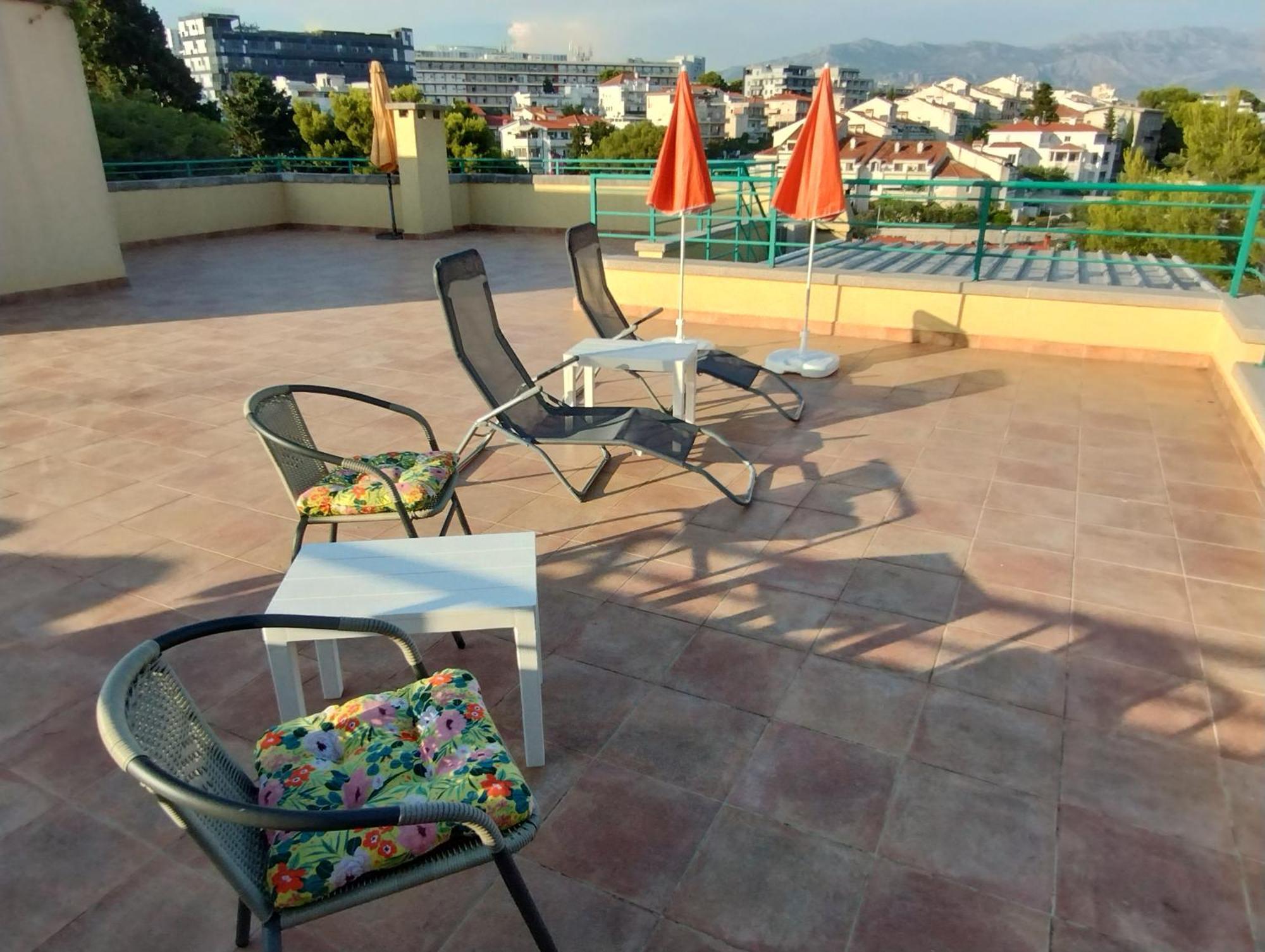 Old Captain'S Apartments - In A Pine Wood By The Sea And Tennis Courts Split Rom bilde